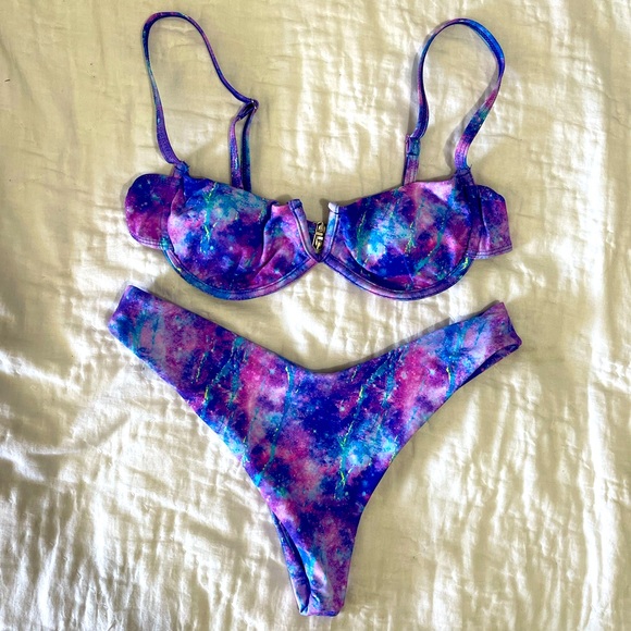 SHEIN Galaxy Print Cheeky Bikini Size M - Picture 1 of 4